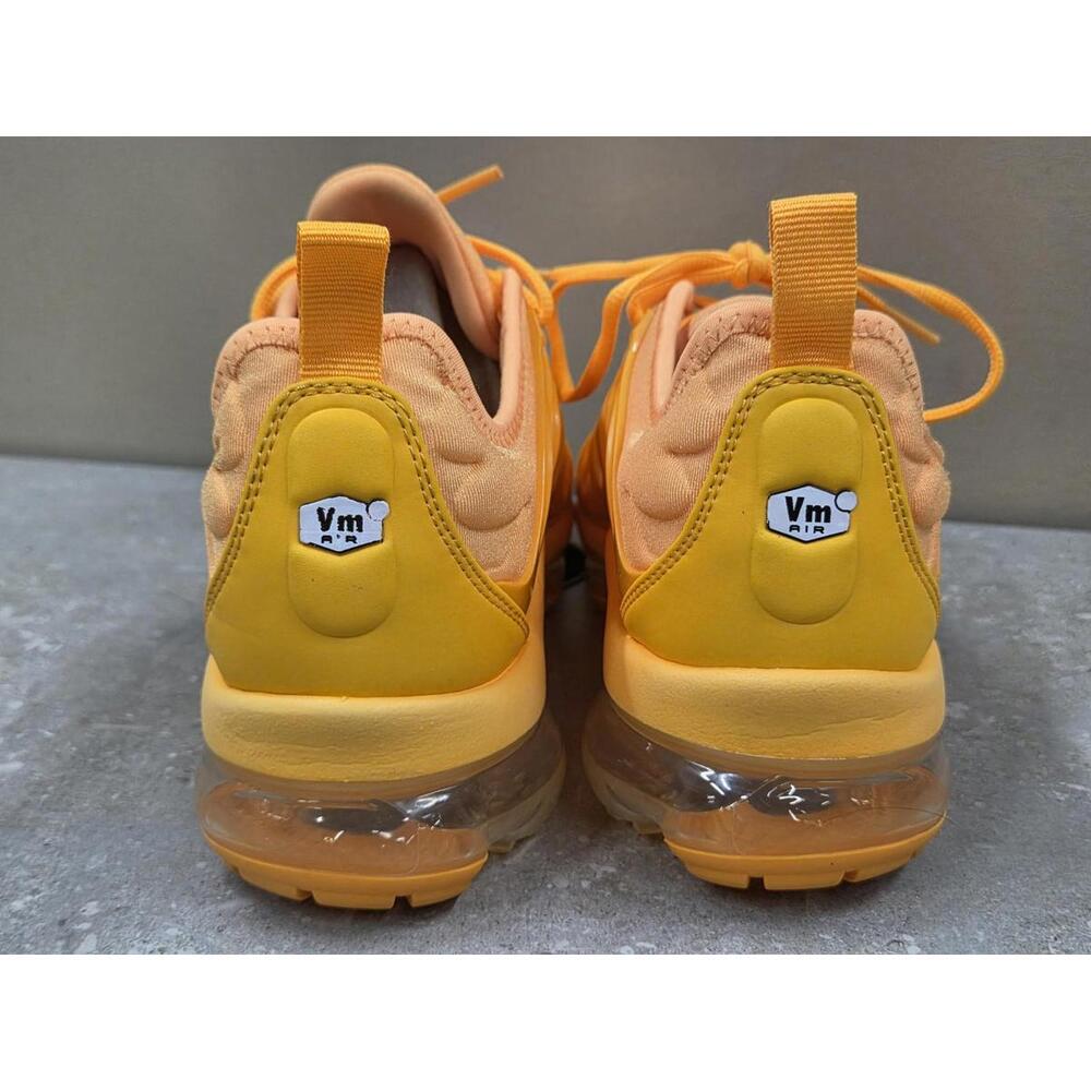Nike Air VaporMax Plus Shoes Womens Size 8 Orange Yellow CW7011-800 Sneakers Run - Picture 6 of 9